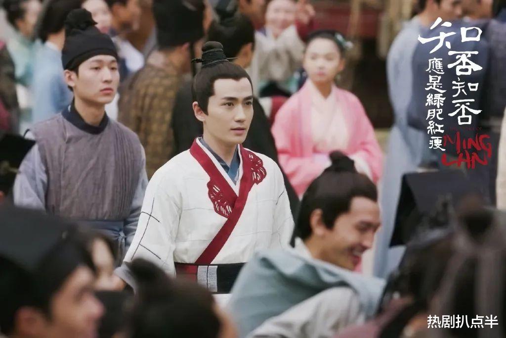 肖战@新生代古装六大神颜男主，肖战邓伦上榜，网友：第一难以服众