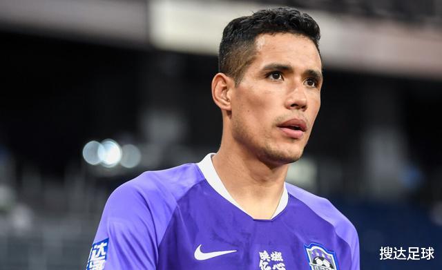 上海上港|上午10点！泰达官宣签下前中超第一亚洲外援，上港赚翻了