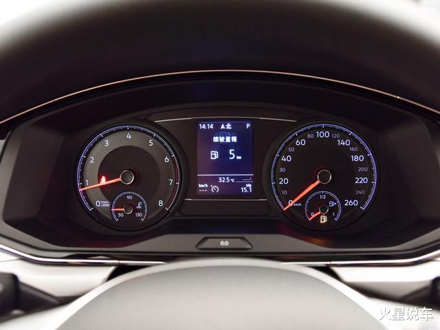 凌渡■大众首款宽体轿跑车，1.4T+7速双离合，跑高速比思域还稳