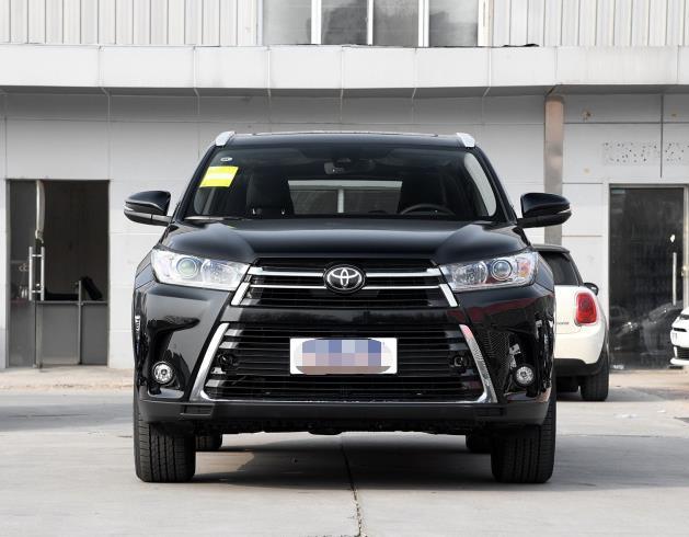 『丰田汉兰达』买丰田汉兰达的都是什么人？多少年薪开得起它？