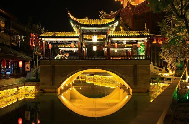 龙潭水乡：中国“最赔钱”的古镇，耗时4年投资20亿，火爆一时如今无人问津