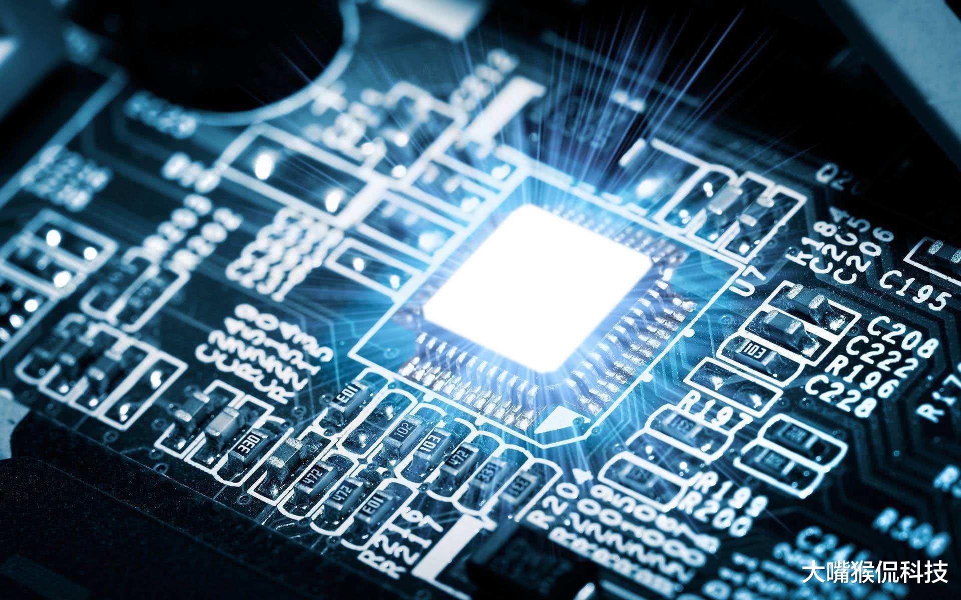 芯片|谁拦住了国产芯片的崛起？不是高通也不是光刻机，任正非一语中的