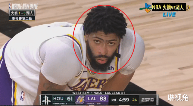 火箭队|湖人4-1淘汰火箭!赛后勒布朗走向对方替补席,和哈登拥抱,谁注意威少