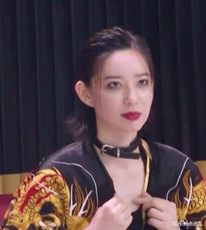 万茜|李斯丹妮曝成团后打电话叫万茜出来聚会被婉拒,说出原因大家笑了