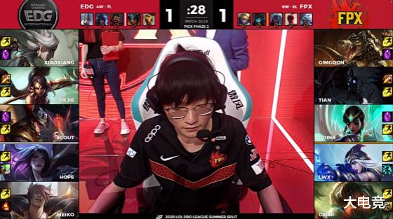 张子枫|LOL-LPL：FPX果断抱团推进带走比赛，EDG迷之落败基本无缘季后赛