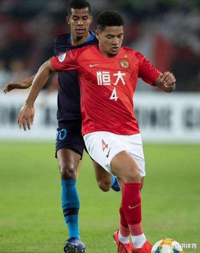 「蒋光太」恒大正与国际足联博弈，跟队记者：蒋光太入选英国家队是被动之举