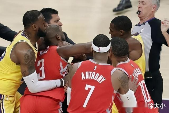 湖人队|隆多和保罗为什么势同水火呢？揭秘两人长达十年的恩怨历史