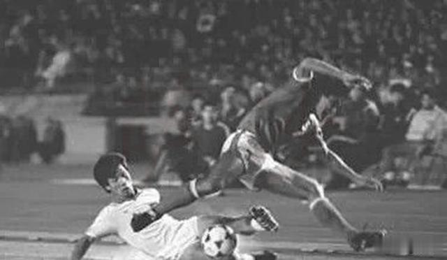 中国队：中国足球历史上第1次球迷骚乱：1985年5月19日“五一九事件”爆发