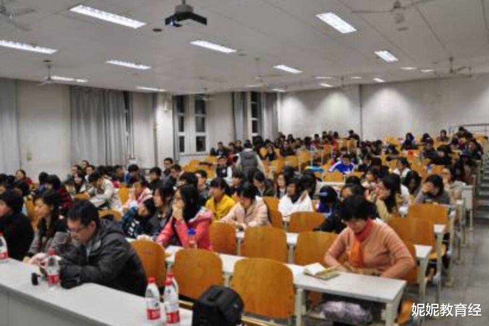 大学|大学被调剂到不喜欢的专业？不用急着复读，这3种途径也未尝不可