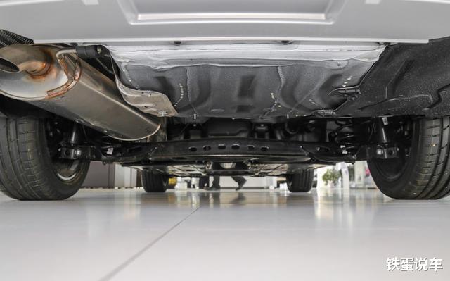 旅行车|工薪家庭喜欢大空间省油车,这三款耐用抗造,车厢宽阔能当床