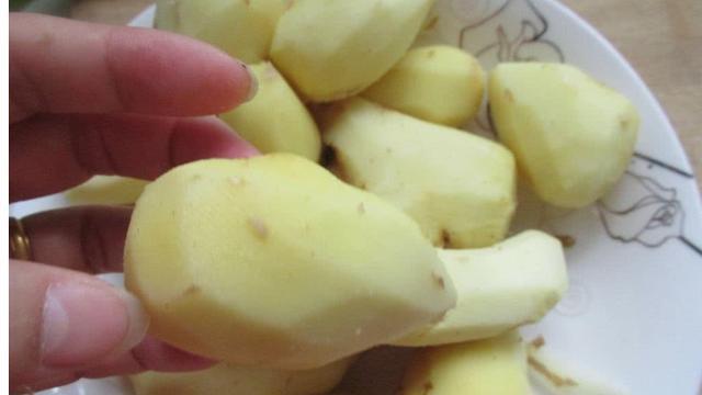 娃娃菜|白酒的解药是浓茶？大错特错，每家都有，喝酒前吃不易醉还护肝