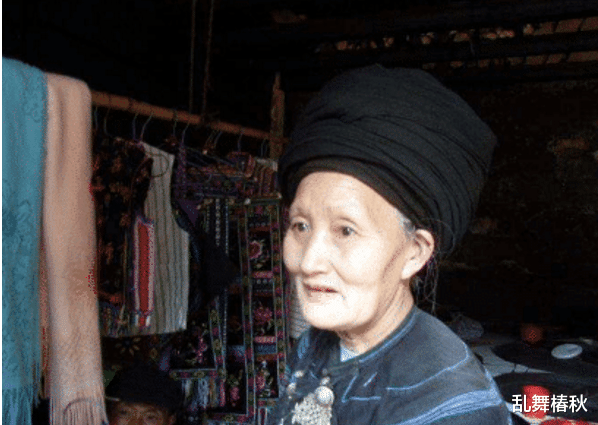 杨炳莲|中国最后一位活着的压寨夫人,照片被还原到18岁后,忍不住心动了