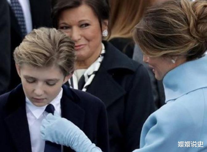 巴伦|14岁巴伦又长高了！特朗普家族颜值扛把子，亮相时满脸桀骜不驯