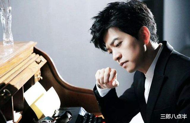 水木年华|“水木年华”创始人：一个江郎才尽毁成名作，一个净身出户跃居一线