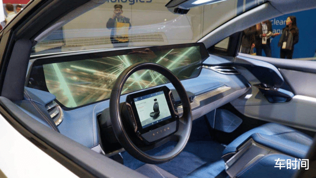 「红旗」红旗没火它却火了，配1.25米梦幻屏，起步408马力，妥妥的爆款