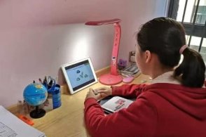 :好消息来了!快被网课逼疯的家长有救了!4月开学在即