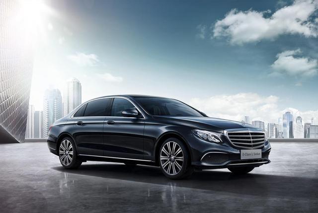 奔驰E级|奔驰E级:已经降破35万了,怎么还是没人买