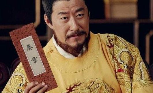 朱元璋：朱元璋逃亡到寡妇家，临走寡妇问怀了怎么办？朱元璋给她一件信物