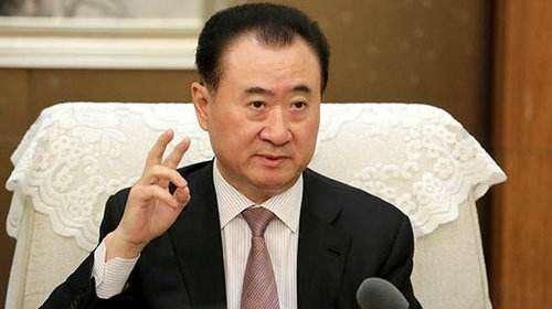 楼市释放两大信号，2020年楼市出现分水岭？王健林的预言要成真！