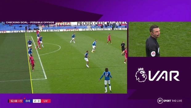 越位|你越位了，我就可以为所欲为，范戴克被剪刀腿废掉，利物浦难卫冕