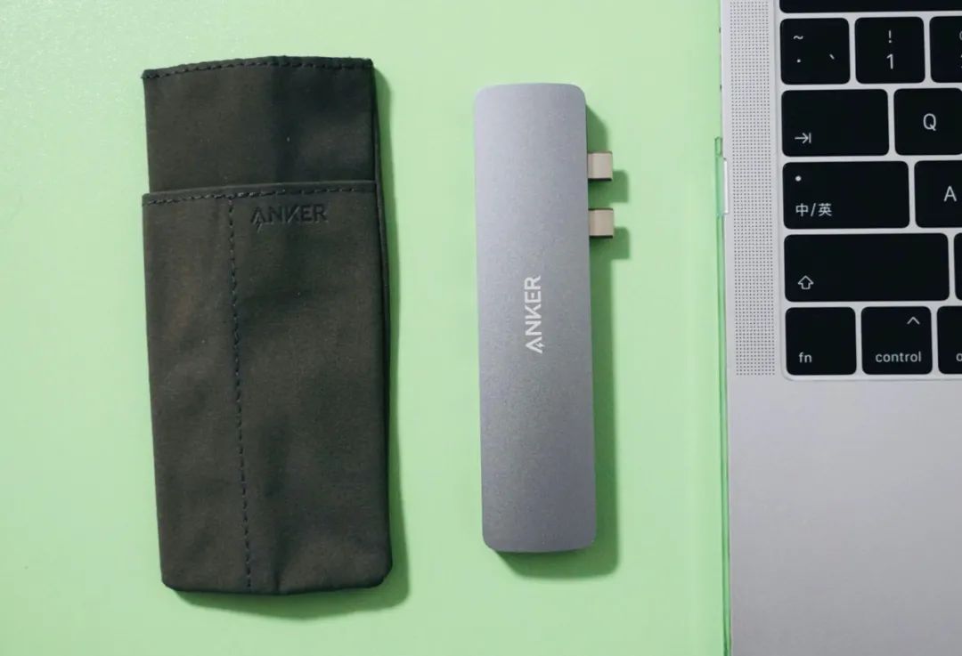 苹果|Anker七合二苹果本扩展坞，高速传输爽到爆