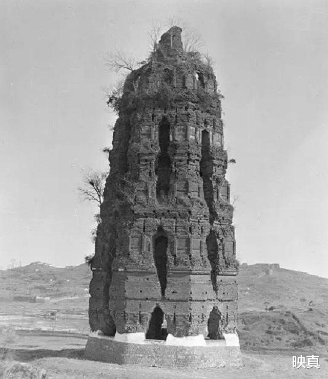 映真|?76岁杭州大爷熔铜280吨，给雷峰塔披上彩衣，千年只腐蚀1毫米