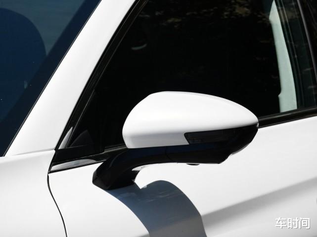 电动车|终被国人捧红！6月份狂甩9239台，50万的实力只卖18万