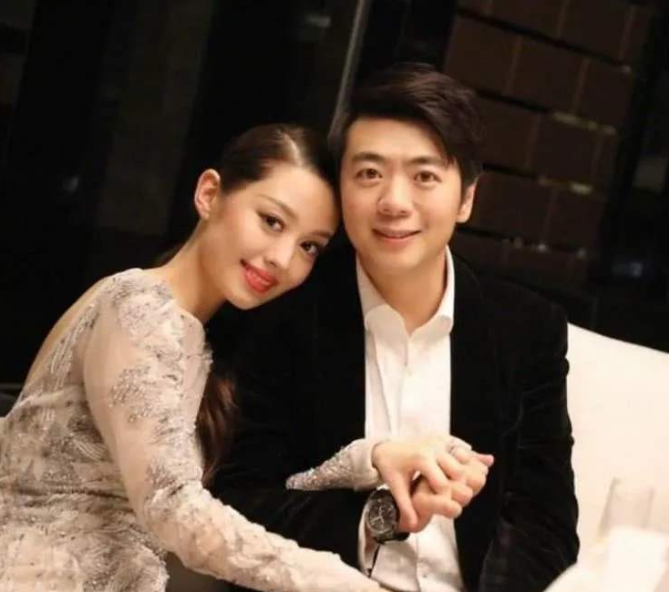 『郎朗』郎朗凭什么可以当钢琴大师?他对贾玲说的这段话让我受教了!