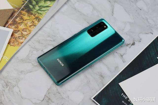 华为荣耀|华为终于想通了！50倍变焦+40w跌至2689，花粉：终于等到了