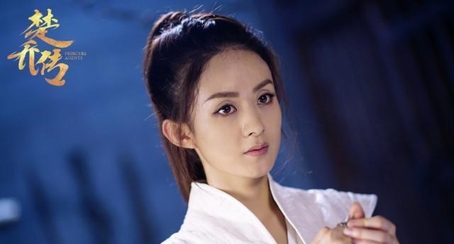 |电视剧累计播放量，赵丽颖力压迪丽热巴登顶，而且两部进前十！