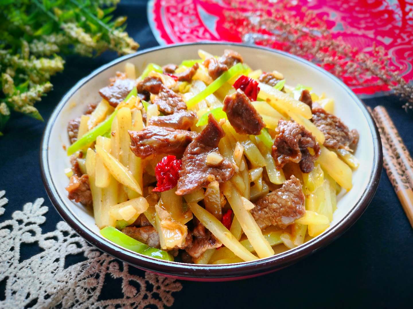 『牛肉』这菜我每周必三次，再贵也不能省，孩子常吃体格壮，只长劲不长肉