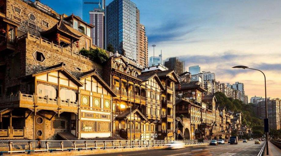 「穷游」五一“穷游”必去的城市：所有景点几乎都免费，还是热门网红城市