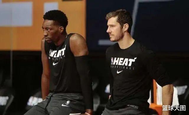 勒布朗·詹姆斯|怒扔护臂！詹姆斯提前离场！40+13+11真JB硬啊