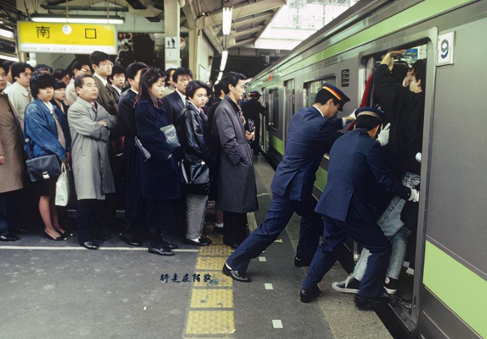 |在日本，为什么有钱人住公寓，穷人却能住独栋？原因其实很简单