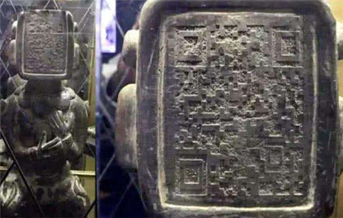 『玛雅人』2000年前玛雅人留下一张二维码？游客好奇去扫码，“奇迹”出现了