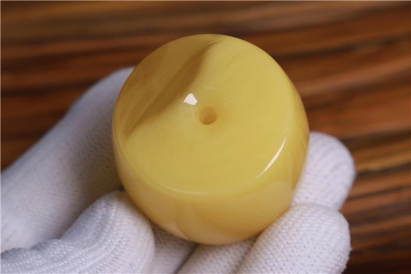 文玩▲不管是男是女，玩起文玩来，大家的遭遇都是一样的。