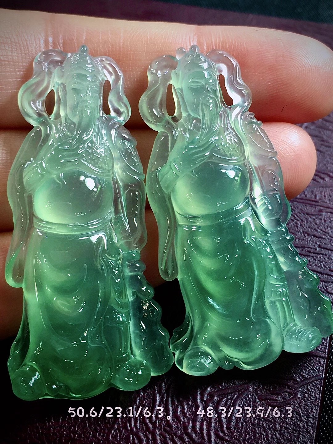 翡翠|翡翠冰晴水武财神\uD83C\uDF39\uD83C\uDF39雕工传神又完美！