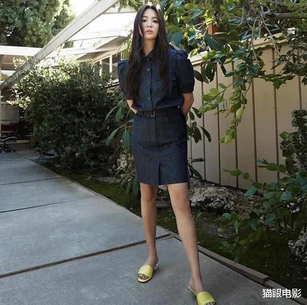 宋慧乔▲宋慧乔全新造型曝光，雀斑晒伤妆引热议，被指撞脸林小宅？