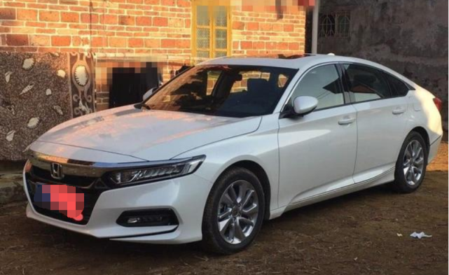 『宾利』汽车看来有变！朋友刚入手本田雅阁1.5T，落地价以前都不敢想