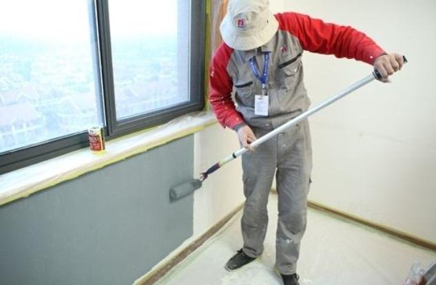 ▲装修房子,刮腻子这一步,有个小妙招记得做,从此墙面不再空鼓