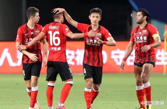 中超|3-0！中超4亿豪门7轮不败，提前锁定半程冠军，恒大国安鲁能无缘