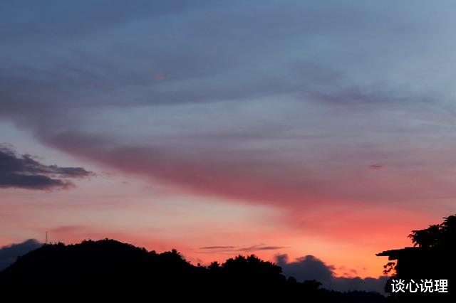 旧爱|10月，烟火微凉，爱已成殇，谢绝旧爱，果断放手，转身迎接春天