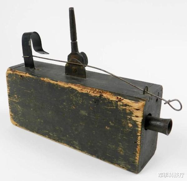 「印度」价值1.4万的大型燧发枪，全重30公斤，当年专门用来守护公墓