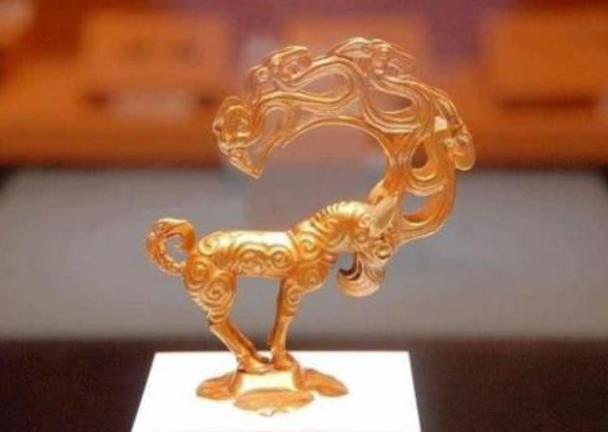 核桃|博物馆价值1000万的金龙被盗，被追回后，专家：1000快都不值了