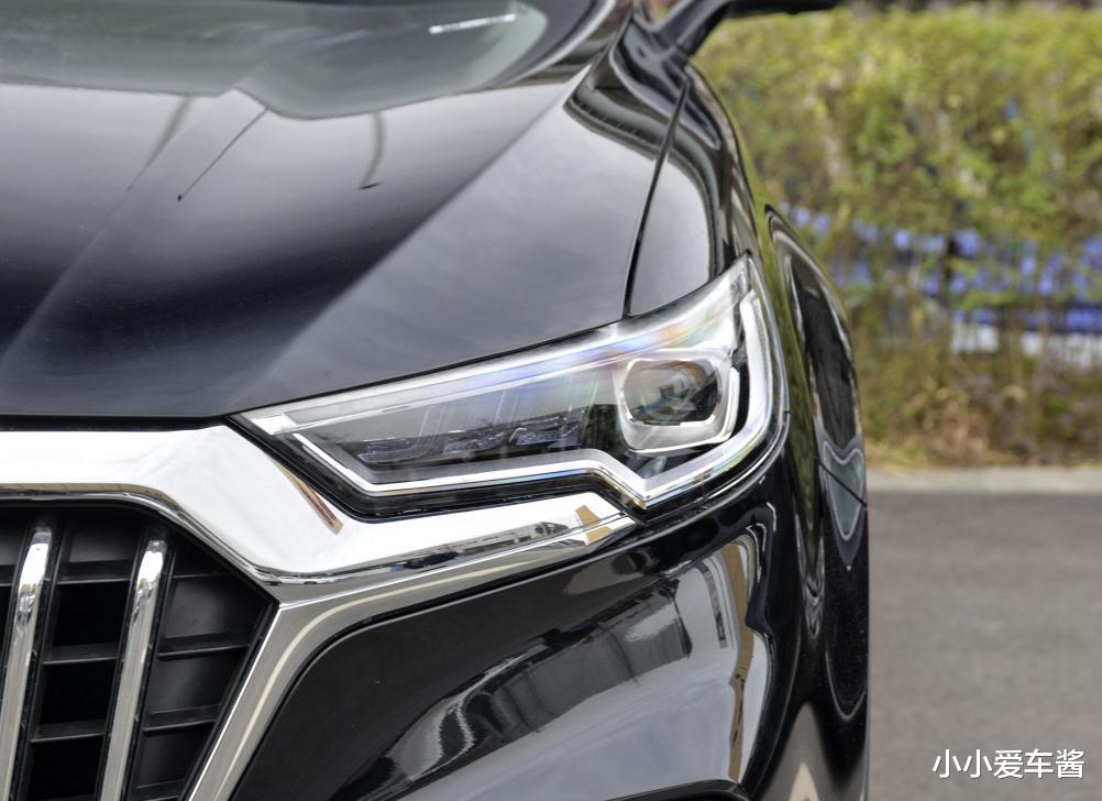 红旗hs5@“帝王级”红旗HS5来啦！豪华简约大气庄重设计，BOSE音响+2.0T