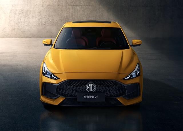 MG5|一眼沦陷,全新潮流轿跑MG5解析