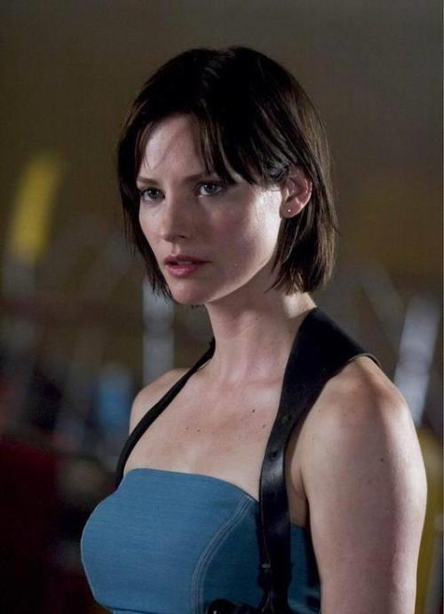 西耶娜·盖尔利@从生化危机认识吉尔─西耶娜·盖尔利