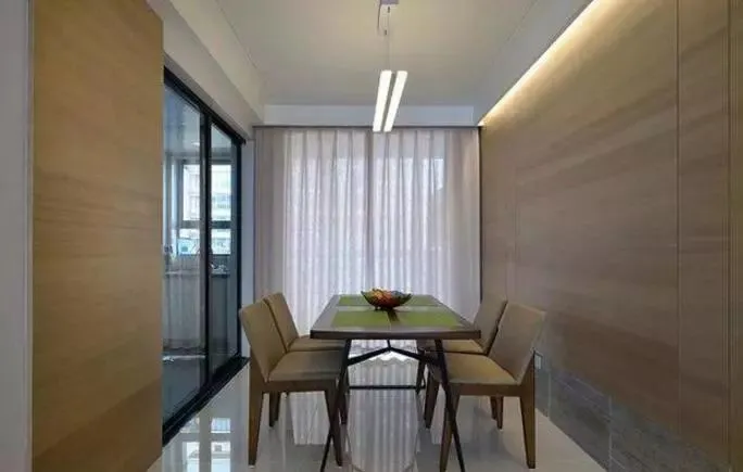 |新家正在通风中，不做吊顶，简洁、大方、敞亮！