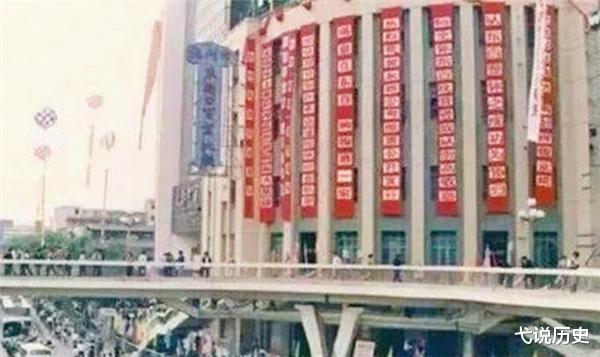 福州|“福州首富”陈凯：出门必须有保镖，请客吃饭必喝30年以上茅台