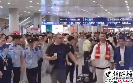 [中超]2.7亿中超巨星被困德国1个月后由衷感叹：我想回中国！